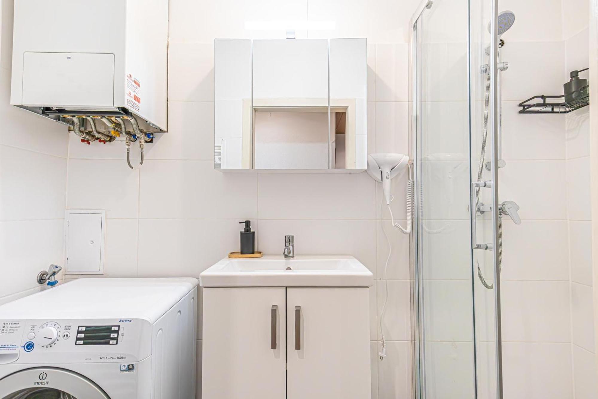 Desirable 2Br - Bookable For Longstays In Lockdown B Vienna Luaran gambar